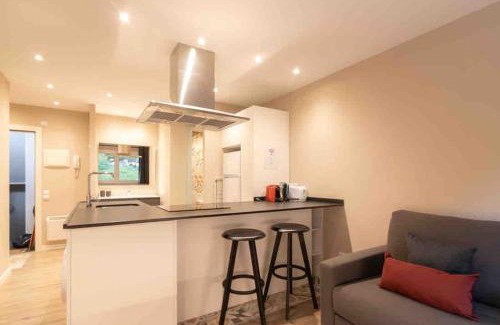 Soldeu Apartment | Lovely quiet apartment walking distance ski runs - HUT1-OO5333
