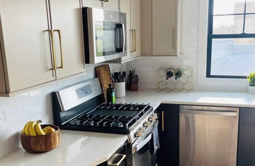 Roxbury Condo | Lovely, quiet Boston condo with free street parking