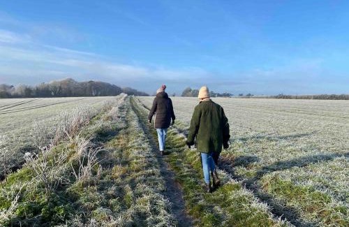Cley next the Sea House | Lovely quiet cottage Sleeps 4 adults, 4 children, Dog Friendly