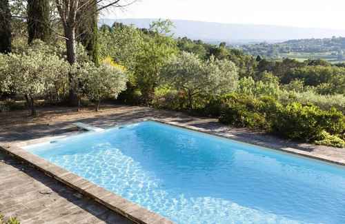 Goult House | Lovely quite house in Provence/Luberon with large pool, views and gardens