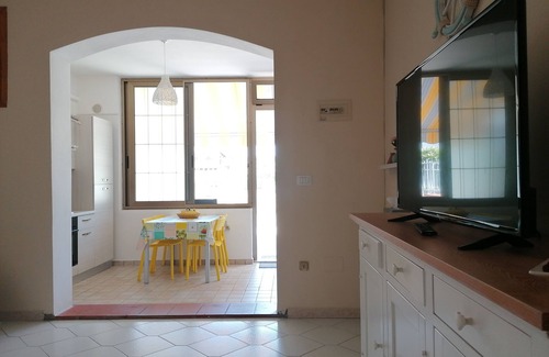 Lido delle Nazioni House | Lovely renovated and air-conditioned terraced house just a few steps from the sea