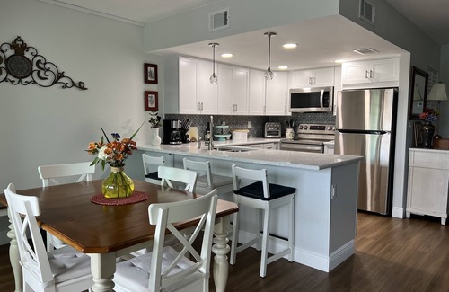 Bay Esplanade Condo | Lovely renovated condo with water views, great value for outstanding amenities