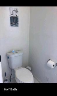 Albany House | Lovely Renovated 2 Bedroom House with private parking
