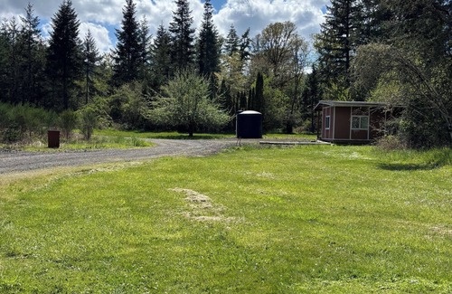 Crawfordsville House | Lovely renovated 3 Bedroom Secluded Log Cabin