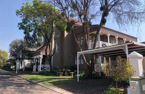 Lone Hill Apartment | Lovely rental unit with No loadshedding
