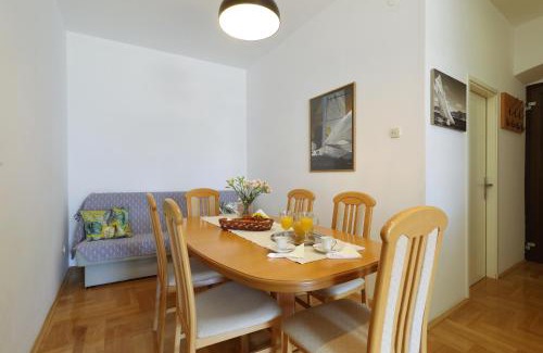 Plisac Apartment | Lovely Rita's Sibenik - cosy apartment in city center