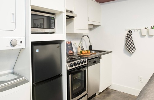 Virginia Highland Apartment | Lovely Rita Summary: