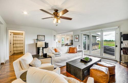 Roberts House | Lovely Roberts Home with Patio and Mountain Views!