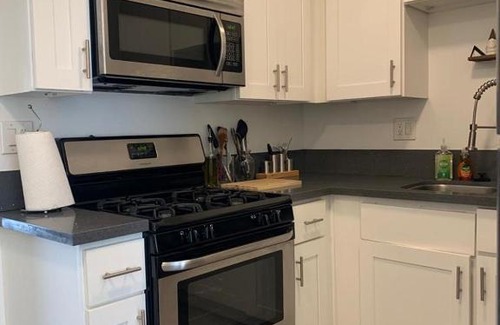 Westlake Apartment | LOVELY ROMANTIC GETAWAY-DOWNTOWN LOS ANGELEs!!