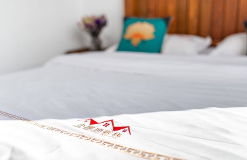 Yongding House | Lovely Roof Inn