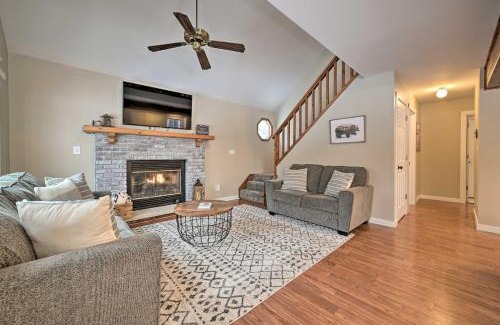 Higgins Lake House | Lovely Roscommon Cabin Less Than 3 Mi to Higgins Lake!