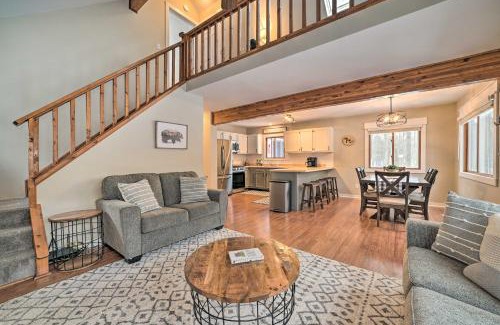 Higgins Lake House | Lovely Roscommon Cabin Less Than 3 Mi to Higgins Lake!