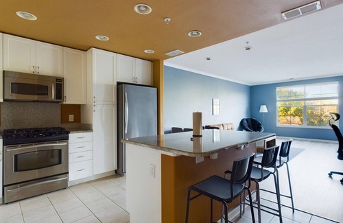 Santa Clara Apartment | Lovely Santa Clara 1BR w/Pool, Gym & Balcony, nr Mall, by Blueground