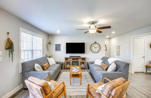 Halfway House | Lovely Scottsville Home, Minutes to Bowling Green