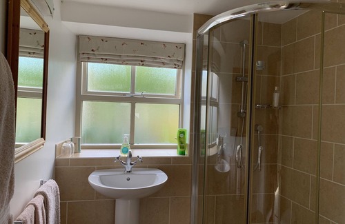 Ampleforth Bed & Breakfast | Lovely self-contained hillside village Annexe, dog friendly.