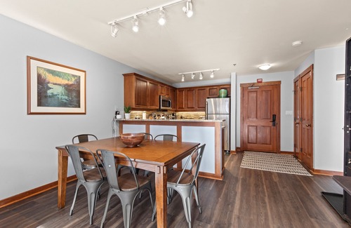 Salt Lake Mountain Resorts Condo | Lovely ski-in/out condo w/community hot tub, pool & Club Solitude access