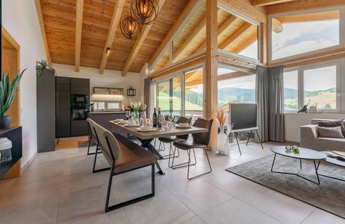 Sankt Lambrecht House | Lovely ski in-ski out chalet with a play area