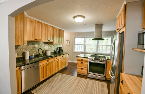 Taylors Falls House | Lovely spacious 6 BR home in St. Croix River valley