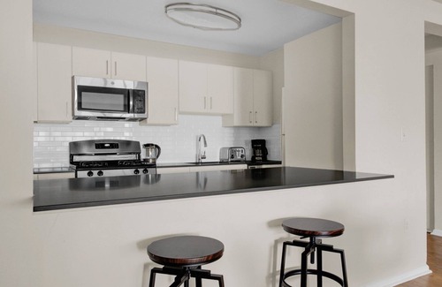 West End Apartment | Lovely Spacious Beacon Hill 1BR w/Views, Gym by Blueground