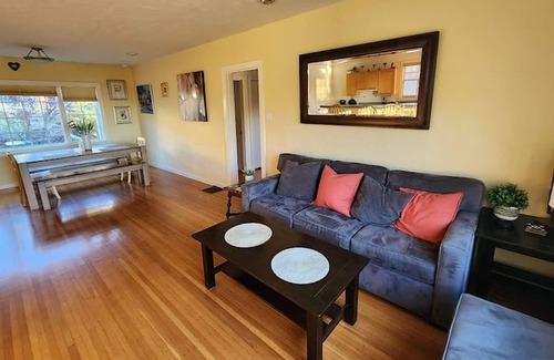 Berkeley Hills House | Lovely Spacious Home ~ Ideal to Explore Berkeley