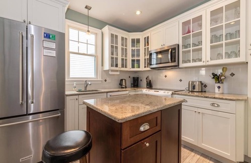 Cape May House | Lovely & Steps to Finest Beach. Center of Cape May. Multi-Car Private Driveway!