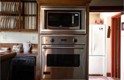 Purcellville House | Lovely Stone Farmhouse at Silverbrook Farm