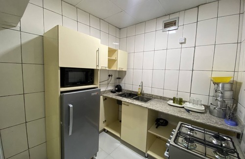 Lagos Apartment | Lovely studio apartment with free parking on premises