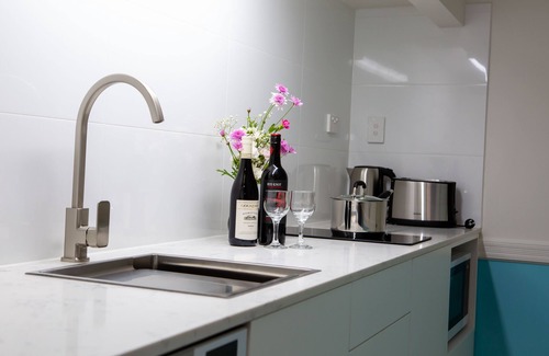 Albany Apartment | Lovely Studio Apartment in Downtown Albany