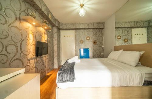 Jatinegara Apartment | Lovely Studio at Bassura City Netflix and chill