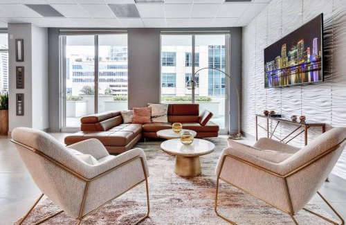 Brickell Apartment | Lovely Studio in brickell -2 beds and Free parking