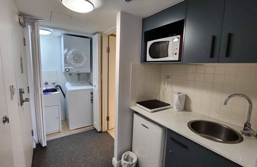 Chatswood Apartment | Lovely Studio in Chatswood CBD