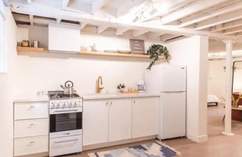 Little Italy House | Lovely Studio in the Heart of Little Italy