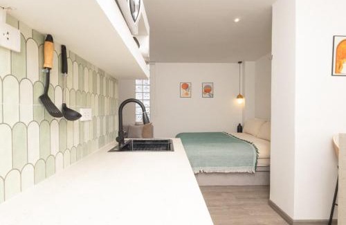 Thung Maha Mek Apartment | Lovely Studio Room for 2 Guests in the Heart of Sathorn
