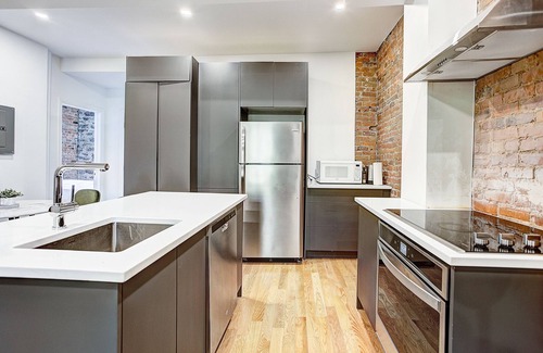 Latin Quarter Apartment | Lovely Stylish 3Bedrooms in heart of downtown MTL