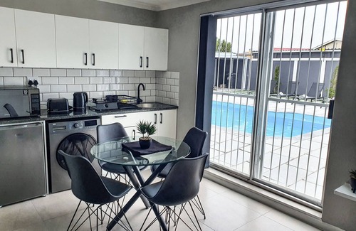Cape Town Apartment | Lovely Stylish Studio Apartment