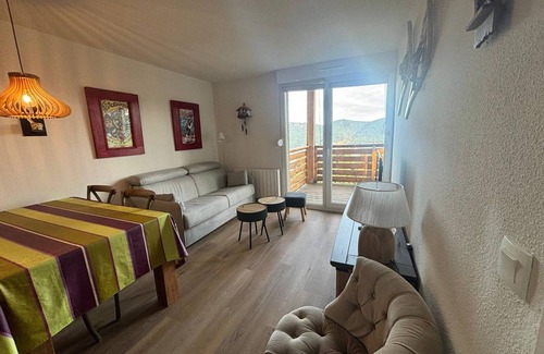 Les Angles Apartment | Lovely T2 cabin apartment with lake view, balcony, and covered parking