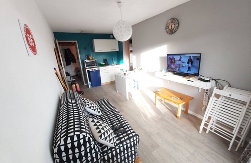 Pyrenees 2000 Apartment | Lovely T2 Cabin Apartment with superb mountain views