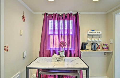 Central Tacoma Cottage | Lovely Tacoma Cottage w/Fire Pit, Near Dtwn!