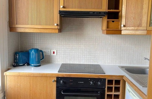 Colville Apartment | Lovely Top Floor Studio Portobello road