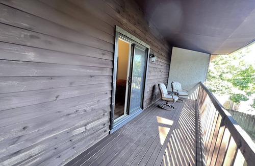 Florida Panhandle House | Lovely Townhome by Beaches & Downtown Pensacola