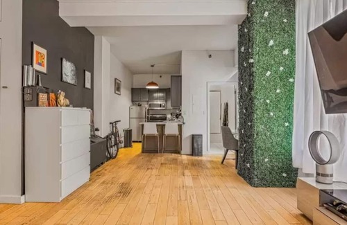 Historic Core Apartment | Lovely Trendy Loft in the Best Part of DTLA