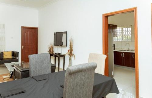 Kweiman House | Lovely two-bedroom house near Aburi Accra