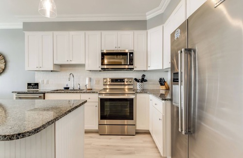 Dewey Beach Condo | Lovely Two Bedroom Condo with Stunning Bay Views
