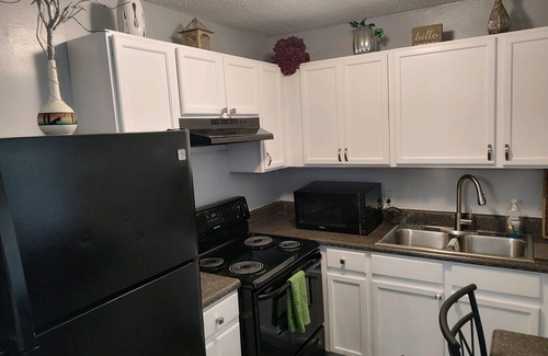 Tallahassee Apartment | Lovely two bedroom rental unit near FAMU and FSU.