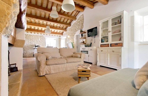 Genga House | Lovely villa in a peaceful area