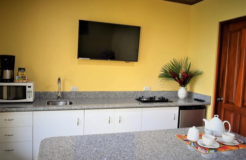 Arenal House | Lovely Villa in LakeGardens Beautiful Lake Views in between Two Active Volcanoes