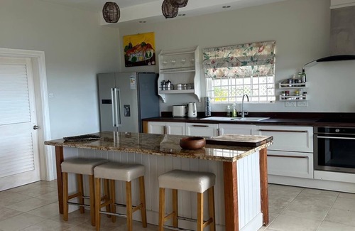 Saint David's Villa | Lovely villa overlooking the beautiful La Sagesse Bay.