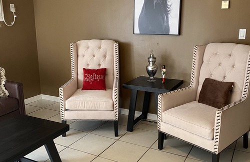 Norwalk House | Lovely vintage inspired hone close to freeways