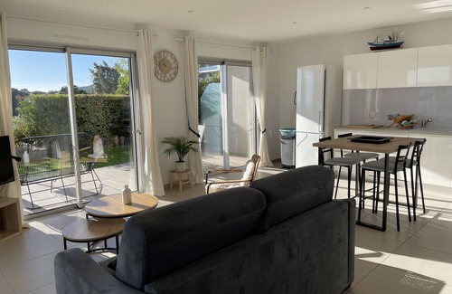 Solenzara Apartment | Lovely waterfront apartment! nBrand new apartment to rent !