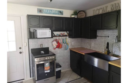 Rocky Grove Condo | Lovely waterfront condo, at a Nat'l Park entrance